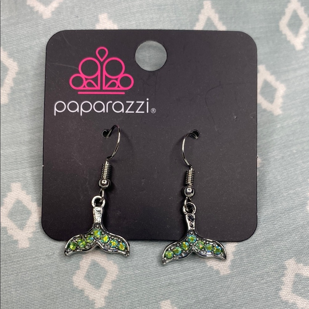 Paparazzi Kids Green Mermaid Tail Earrings